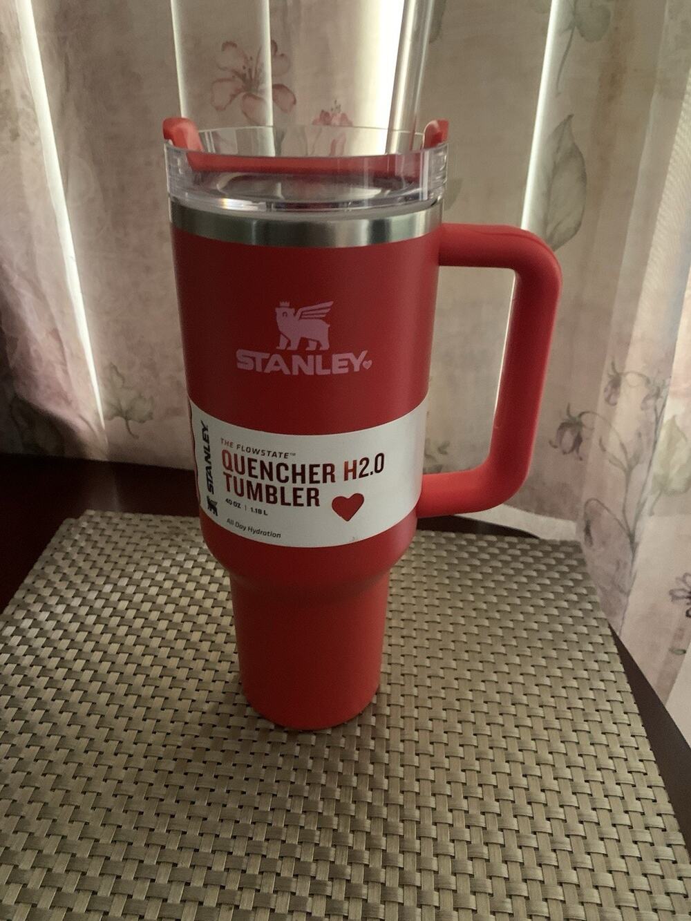 New Stanley Limited Edition Red Quencher 40oz Tumbler Flowstate H2.0 Exclusive